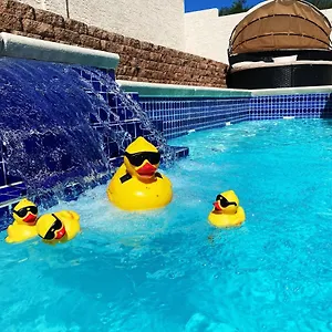 J Luxury Pool And Heat Jaccuzi House Of Villa