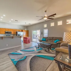 Gorgeous Vegas With Rv Parking Holiday home