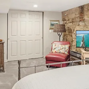 Villa Garden - Decor Upgrades - Capitol Hill Denver